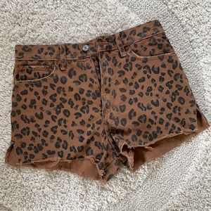 ABERCROMBIE LEOPARD DENIM SHORTS